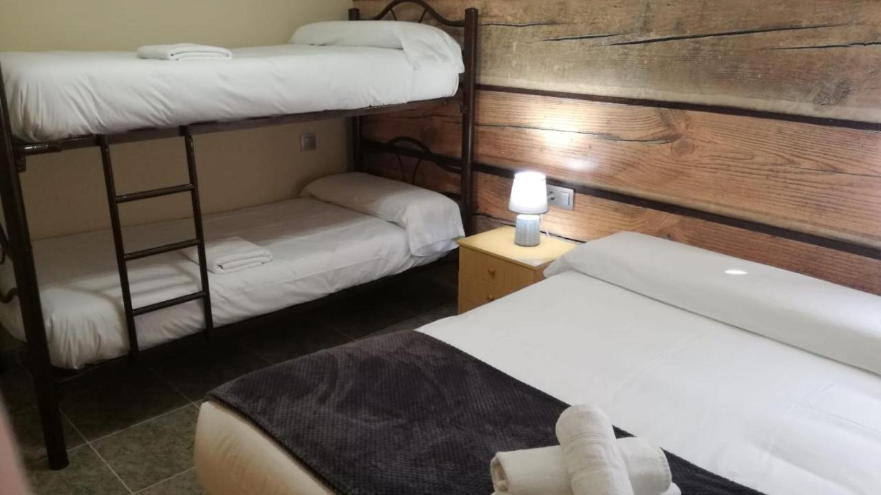 Apartamentos Los Robles Alcala del Jucar Exteriér fotografie